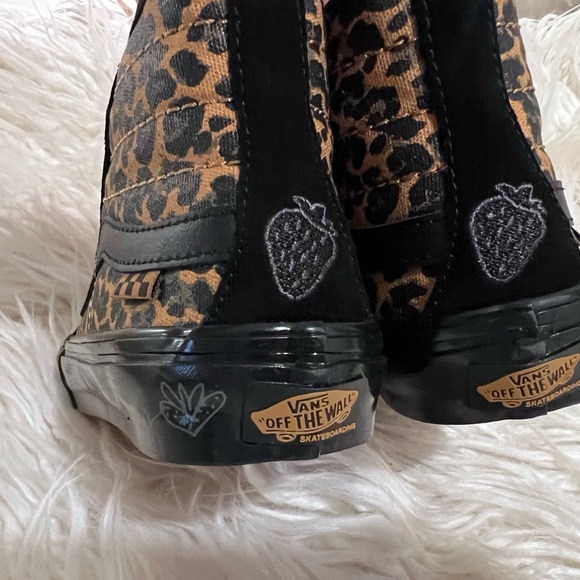 Vans hight top cheetah print - Picture 4 of 5